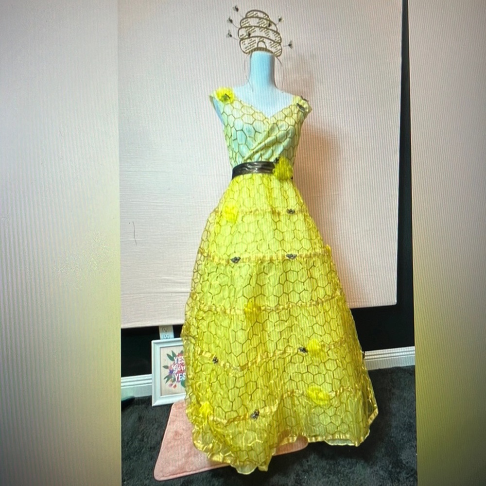 Chasing Fireflies Queen Bee costume
